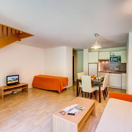 Vacanceole - Les Balcons D'aix 2*